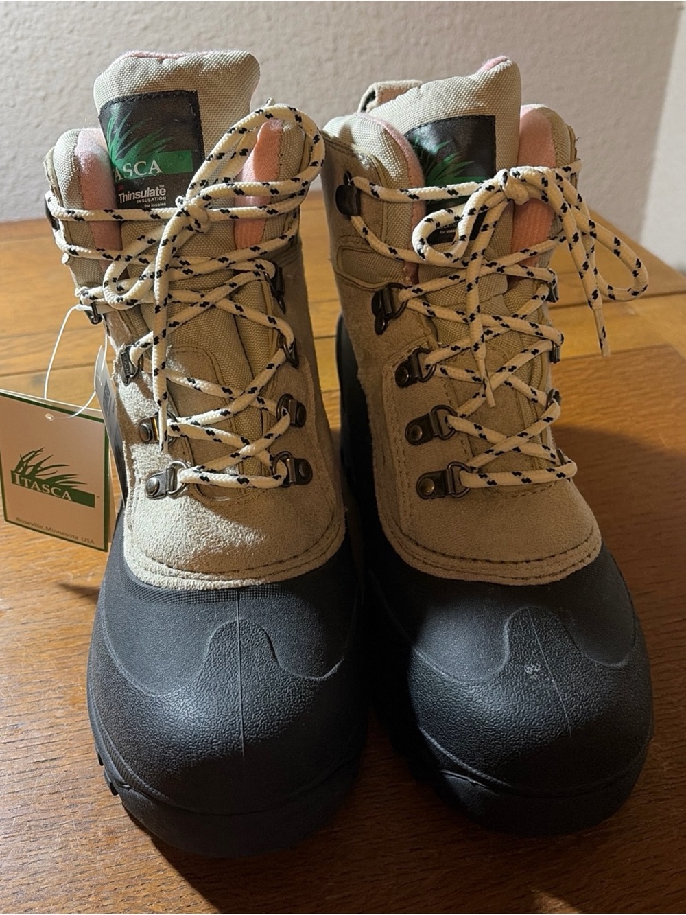 WOMEN'S ITASCA INSULATED WINTER BOOTS SIZE 9 NEW